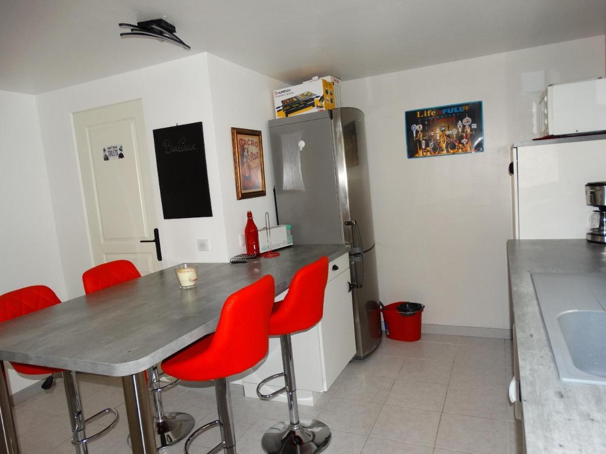 Appartement Au Calme Proche D'Un Petit Bois Dans קמפר מראה חיצוני תמונה